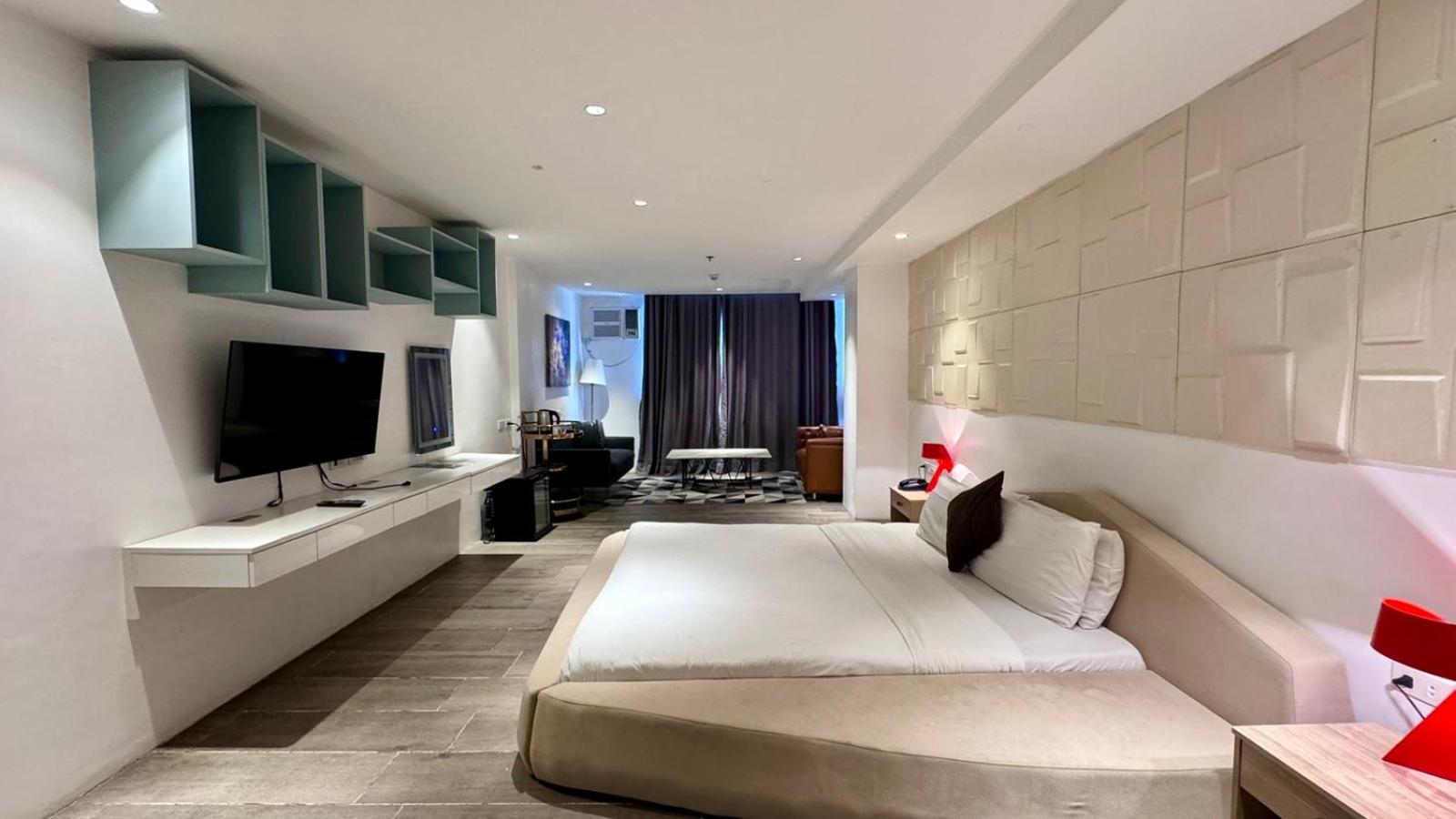 City Park Hotel Residences Тагиг Экстерьер фото