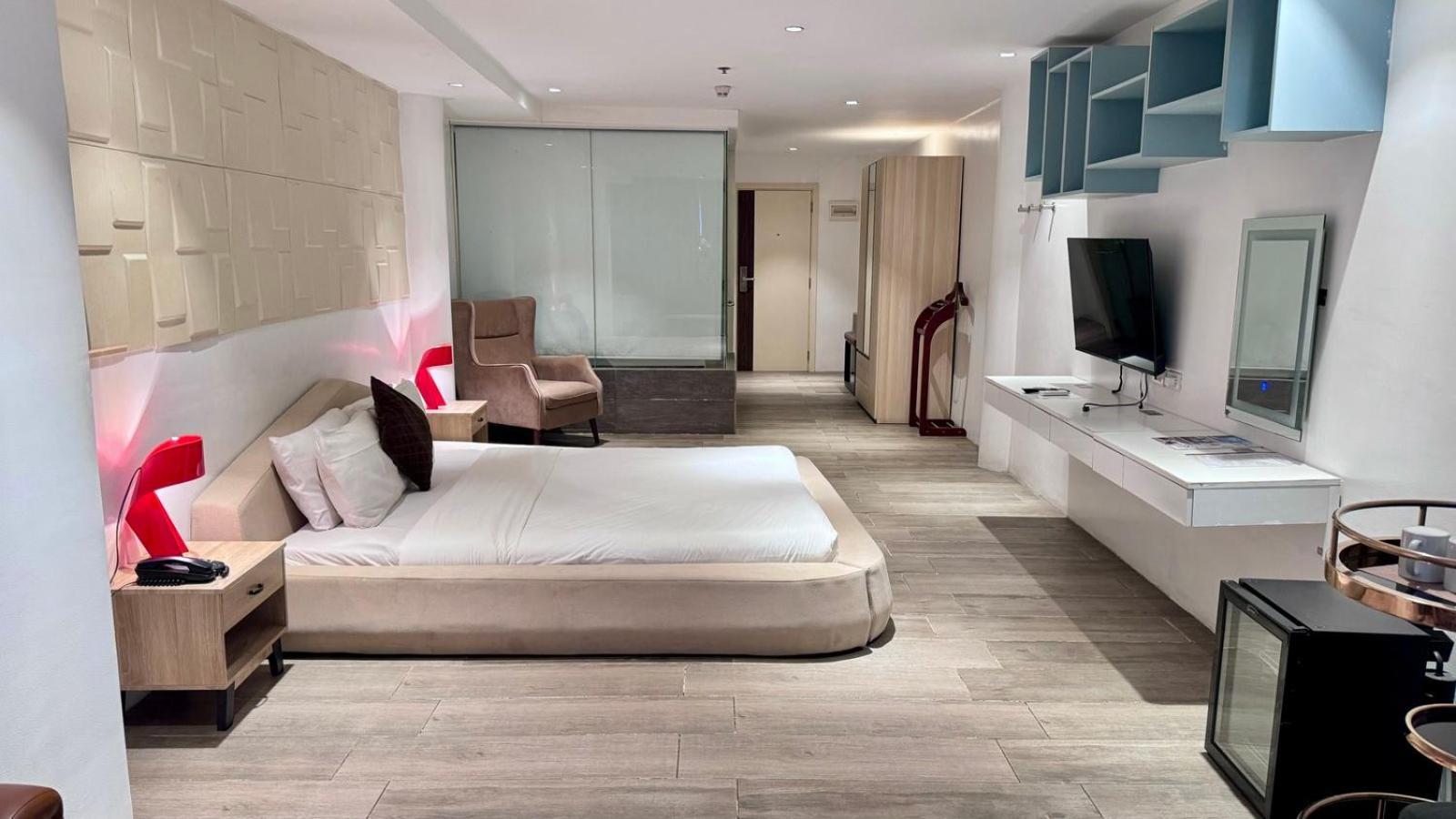 City Park Hotel Residences Тагиг Экстерьер фото